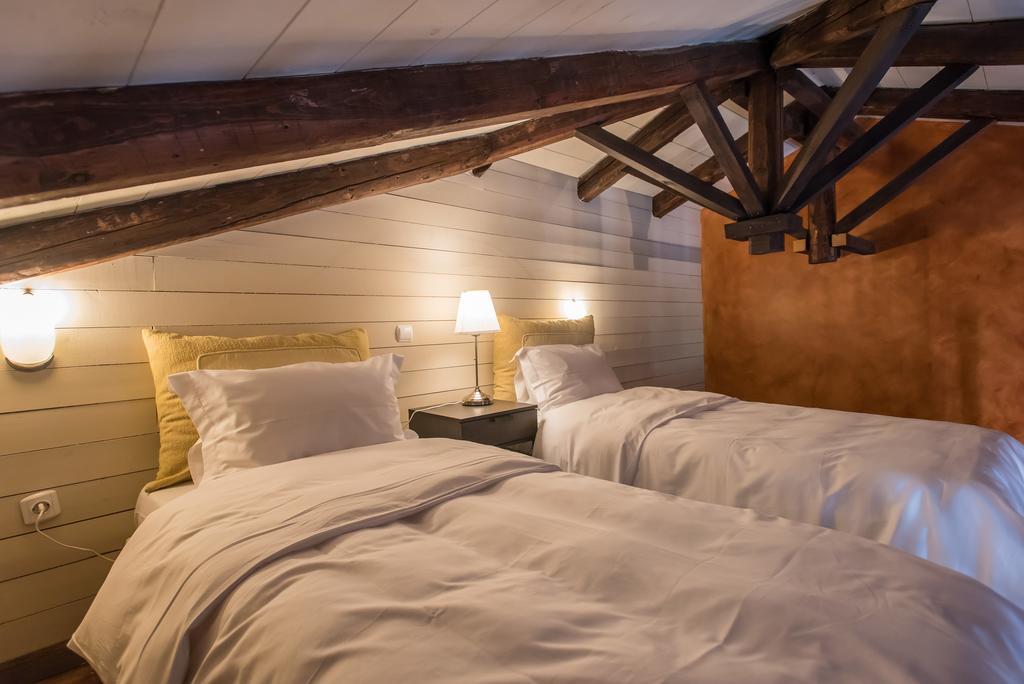 Epoches Hotel Karpenísion Екстериор снимка